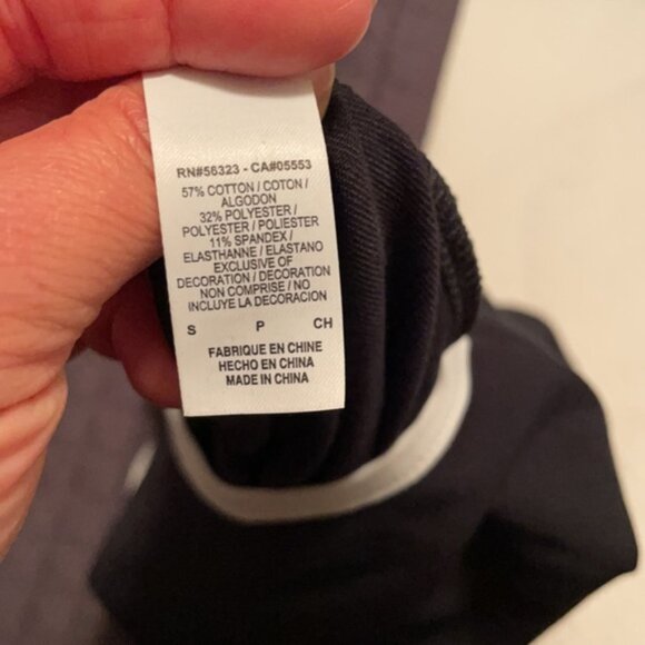 NIKE Women’s Long Sleeved Half Zip Bodysuit - Picture 9 of 9